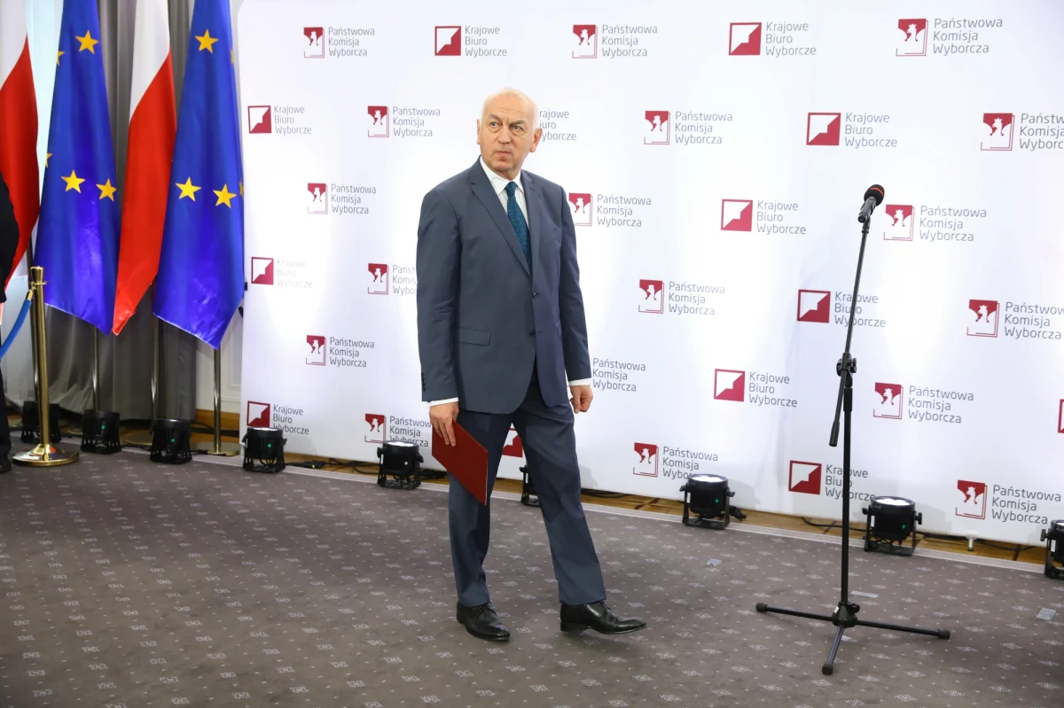 30 października wyznaczono terminy rozpatrzenia pierwszych dwóch protestów PiS w wyborach do Senatu. Chodzi o okręgi nr 12 i 92. Protesty zostaną rozpatrzone na posiedzeniach niejawnych. Rozpozna je skład trzech sędziów Izby Kontroli Nadzwyczajnej i Spraw Publicznych: przewodniczący sędzia Grzegorz Żmij oraz sędziowie Leszek Bosek i Paweł Czubik.