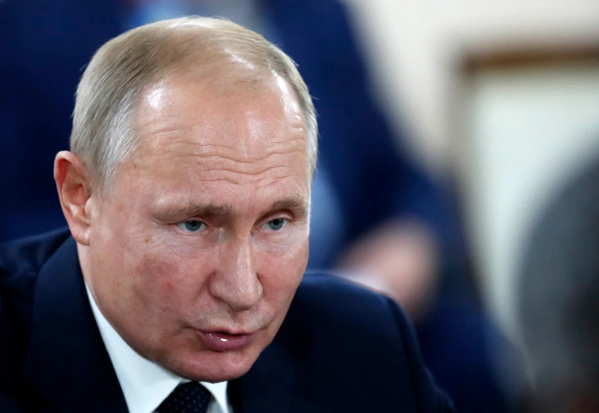 "Są dwie rzeczy, które wiemy na pewno: jedna, to że Władimir Putin nie chce bym był prezydentem (...), druga - (prezydent USA Donald) Trump z pewnością nie chce się ze mną mierzyć" - stwierdził w sobotniej rozmowie z agencją Associated Press 76-letni Joe Biden, który ubiega się o nominację Demokratów w wyborach prezydenckich w 2020 roku.