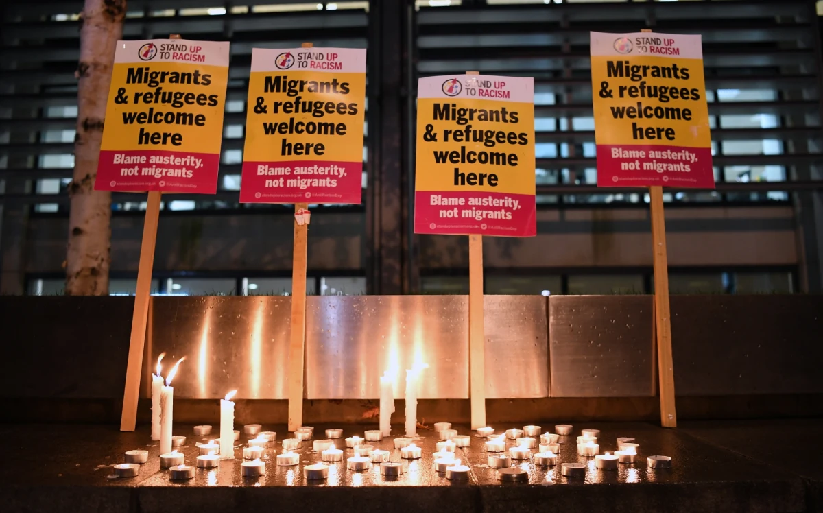 W Anglii trwa śledztwo dotyczące ciężarówki, w której znaleziono ciała 39 osób. Jak informuje policja z Essex, troje zatrzymanych w sprawie, zostało wypuszczonych z aresztu za kaucją.