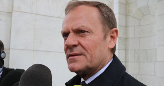 UE27 formalnie zaakceptowała opóźnienie brexitu do końca stycznia 2020 roku - poinformował Donald Tusk. Przewodniczący Rady Europejskiej zaznaczył jednakże, że to przedłużenie "może być ostatnie". 