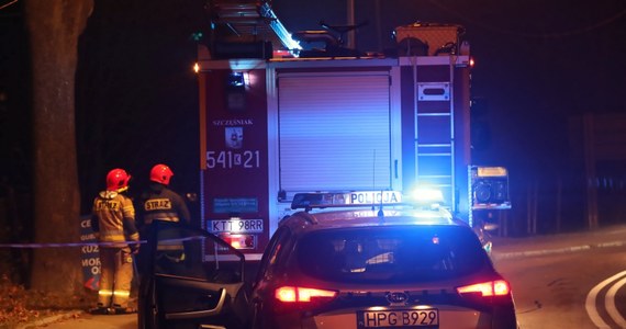 Dramatyczne wydarzenia rozegrały się przy wjeździe do Zakopanego - policjanci musieli oddać strzały ostrzegawcze, by nie dopuścić do wjechania do centrum miasta szaleńca w rozpędzonym samochodzie. Kierowca pędził w terenie zabudowanym 140 km/h.