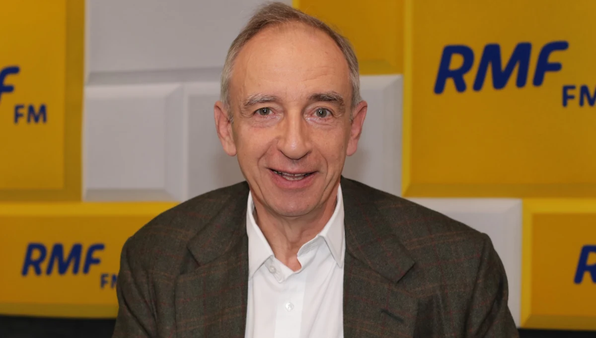 „Władysław Kosiniak-Kamysz powiedział, że jest gotów wystartować w wyborach prezydenckich, natomiast powiedział, że kandydat powinien zostać wybrany w ramach prawyborów z szerokiego środowiska. Nie można pozwolić sobie na to, żeby miesiącami się zastanawiać, kto byłby lepszym kandydatem na prezydenta” – mówił w Porannej rozmowie w RMF FM poseł-elekt Polskiego Stronnictwa Ludowego Władysław Teofil Bartoszewski. 
