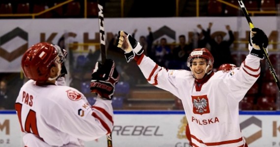 Już w najbliższy weekend, od 8 do 10 listopada, w Gdańsku rozegrany zostanie turniej Euro Ice Hockey Challenge o Puchar Niepodległości. Oprócz reprezentacji Polski na tafli hali Olivia wystąpią Włosi, czyli kadra grająca dziś w elicie światowego hokeja, a także Japończycy, z którymi biało-czerwoni zmierzą się w kwietniowych MŚ Dywizji 1B, i Węgrzy. O promocji hokejowej reprezentacji i znaczeniu turnieju w Gdańsku rozmawia z wiceprezesem Polskiego Związku Hokeja na Lodzie Robertem Walczakiem Wojciech Marczyk z redakcji sportowej RMF FM.