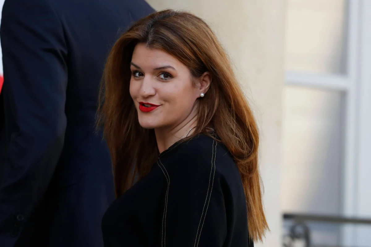 Czy we francuskim rządzie zasiada… czarownica? To zaskakujące pytanie stawiają media w Paryżu, gdzie burzę polemik wywołała seria niecodziennych wypowiedzi minister do spraw równości kobiet i mężczyzn Marlene Schiappa. 