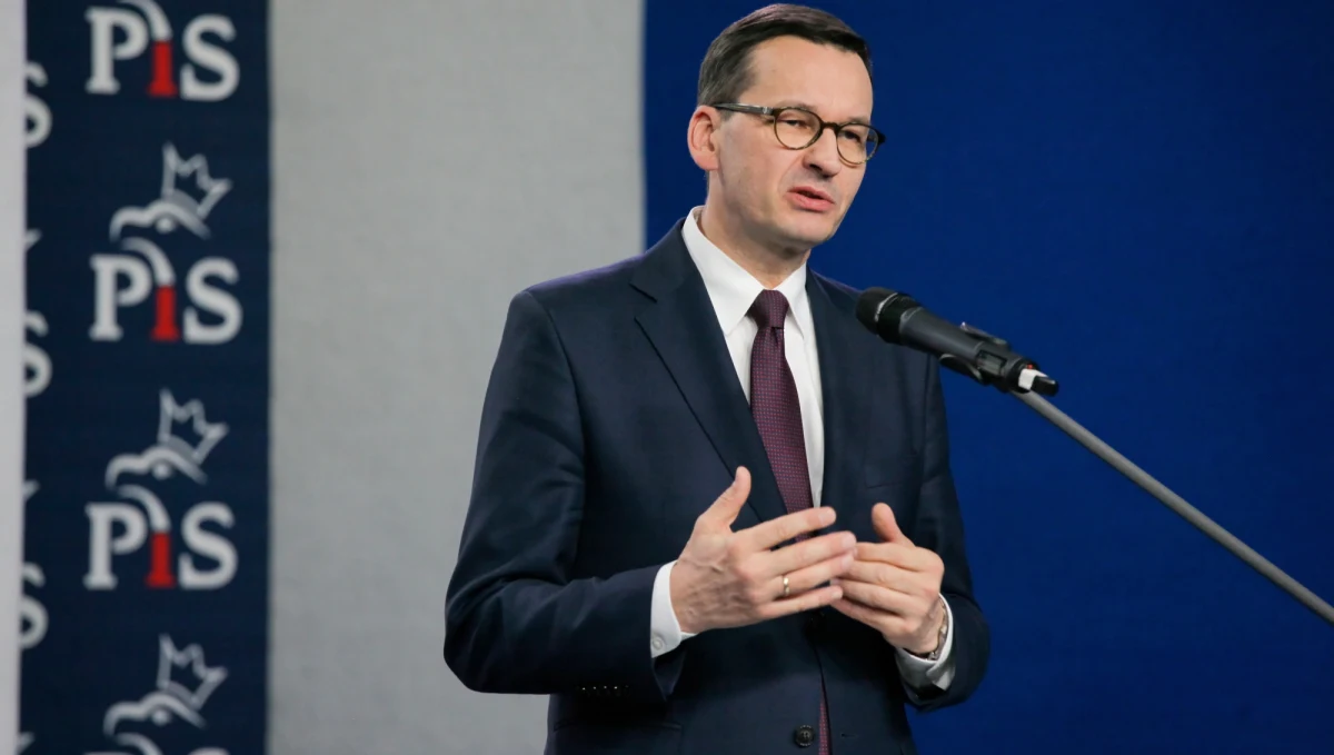 Premier Mateusz Morawiecki, który pozostanie szefem rządu przedstawił w piątek skład swojego nowego gabinetu. Rząd będzie liczył 20 resortów. Powstaną nowe ministerstwa m.in. resort nadzoru właścicielskiego i resort klimatu.
