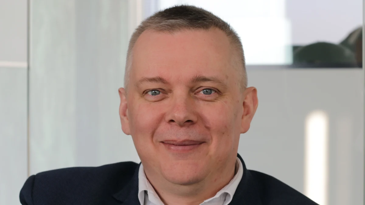 "To jest tak naprawdę stary rząd, bo poszczególne resorty obejmują ministrowie, których znamy raczej ze słabości niż jakichś atutów" – tak wiceszef Platformy Obywatelskiej Tomasz Siemoniak skomentował ogłoszenie przez premiera Mateusza Morawieckiego składu nowego rządu. "Po ponad trzech tygodniach od wyborów góra urodziła mysz" – ocenił. 