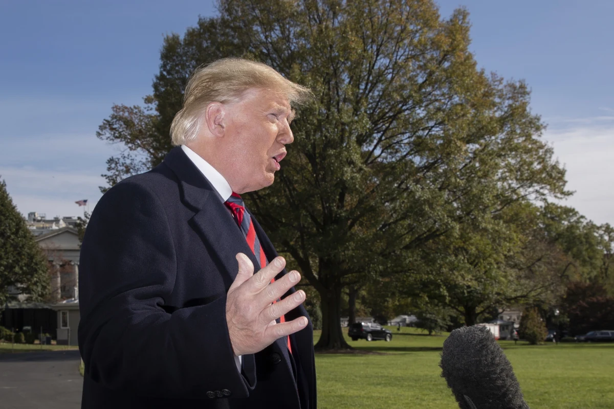 Prawdopodobnie we wtorek Biały Dom opublikuje zapis drugiej rozmowy Donalda Trumpa z prezydentem Ukrainy Wołodymyrem Zełenskim. To skarga sygnalisty w sprawie rozmowy dwóch liderów wywołała w USA aferę ukraińską.