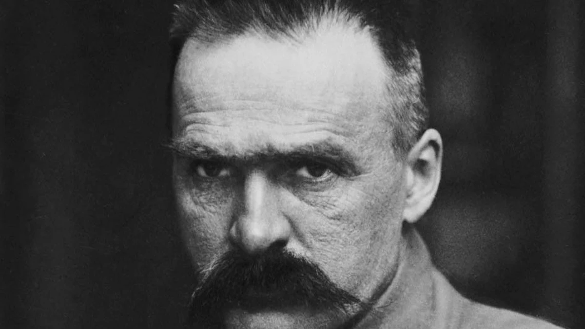 Dokładnie 101 lat temu - 11 listopada 1918 roku - Rada Regencyjna przekazała Józefowi Piłsudskiemu władzę wojskową i naczelne dowództwo podległych jej wojsk polskich. Tego samego dnia Niemcy podpisały zawieszenie broni kończące I wojnę światową. Po ponad 120 latach Polska odzyskiwała niepodległość.