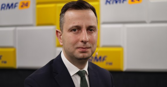 "Chciałbym być kandydatem (na prezydenta – przyp. red.) nie tylko jednej formacji, ale Koalicji Polskiej, innych środowisk" - mówił w Porannej rozmowie w RMF FM Władysław Kosiniak-Kamysz. "To jest decyzja, którą podejmuje konwencja wyborcza" - tak prezes PSL odpowiedział na pytanie Roberta Mazurka, czy ostatecznie będzie kandydował na prezydenta. Kosiniak-Kamysz żartobliwie dodał, że jeśli o prezydenturę będzie ubiegał się Marek Suski, to on zrezygnuje ze startu w wyborach. 