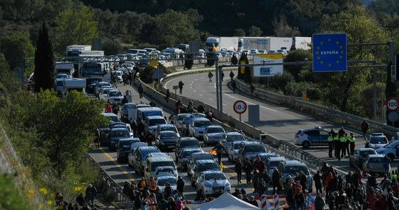 Blokada na granicy hiszpańsko-francuskiej. Policja reaguje