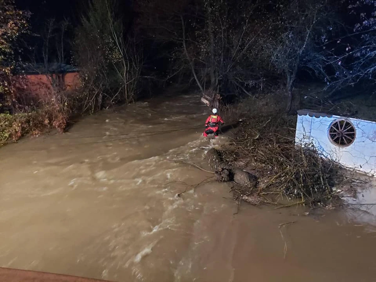 Prawdopodobnie trzy kobiety zginęły na Słowacji, kiedy próbowały ratować psy z zalanego przez wodę schroniska dla zwierząt. Do tej pory znaleziono ciało jednej z nich. 