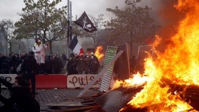 Paryż znowu w płomieniach. Zamieszki podczas protestów "żółtych kamizelek"