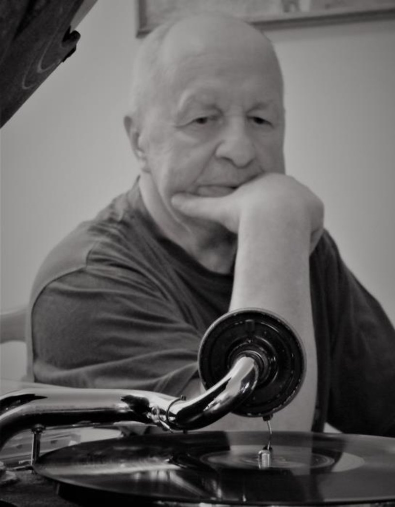 W wieku 75 lat zmarł lubelski dziennikarz muzyczny Jerzy Janiszewski. Był m.in. wieloletnim dyrektorem studia Hendrix w Lublinie, opiekunem i menedżerem Budki Suflera i Urszuli.