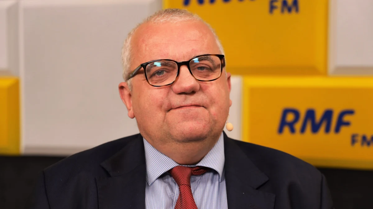 "Mieliśmy trudną koalicję kilka lat temu, teraz mamy o wiele łatwiejszą, ale też są różnego typu kłopoty. Koalicjanci żądają, czy oczekują różnych profitów, żeby wzmocnić swoją pozycję, to jest naturalne" – powiedział w Porannej rozmowie w RMF FM Adam Lipiński.
