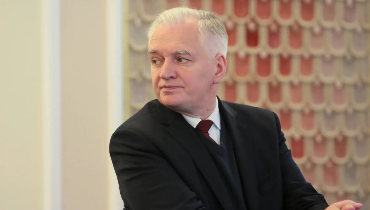 Wbrew tym, którzy wieszczyli dekompozycję Zjednoczonej Prawicy, udowodniliśmy, że łączą nas porozumienie ma silne fundamenty programowe. Gramy do jednej bramki - napisał na Twitterze lider Porozumienia Jarosław Gowin. Koalicjant Prawa i Sprawiedliwości sprzeciwiał się likwidacji 30-krotności ZUS. Dzisiaj PiS wycofał projekt. 