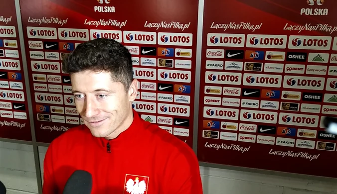 Robert Lewandowski o murawie na Stadionie Narodowym po meczu ze Słowenią. Wideo