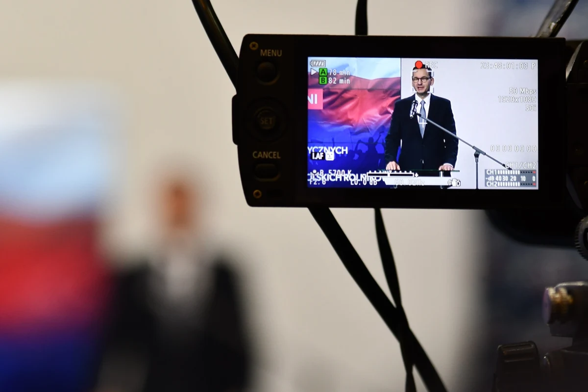 Naszym celem jest zbudowanie Polski jako najlepszego miejsca do życia w Europie - mówił premier Mateusz Morawiecki we wtorek w expose. Zaapelował o zmianę konstytucji, aby zagwarantować ochronę środków w PPK i IKE, zapowiedział też m.in. powołanie pełnomocnika rządu ds. OZE oraz dalsze zmiany w wymiarze sprawiedliwości. Poniżej podsumowujemy expose premiera Morawieckiego w punktach.