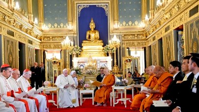 Papież w Tajlandii zaapelował o ochronę kobiet i dzieci