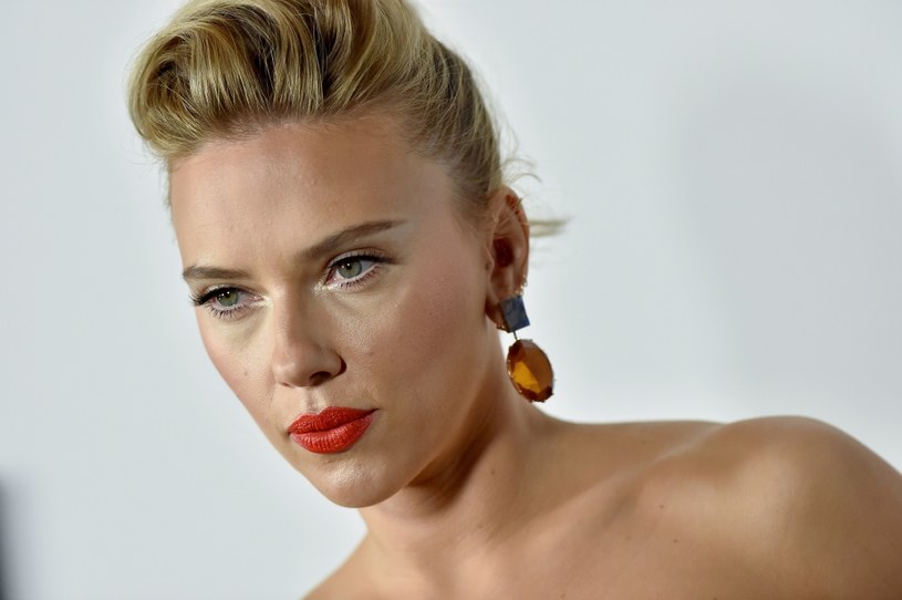 Uznawana jest za jedną z najseksowniejszych, a zarazem najzdolniejszych hollywoodzkich aktorek. Przypominamy najważniejsze momenty w karierze Scarlett Johansson, która w piątek, 22 listopada, kończy 35 lat.