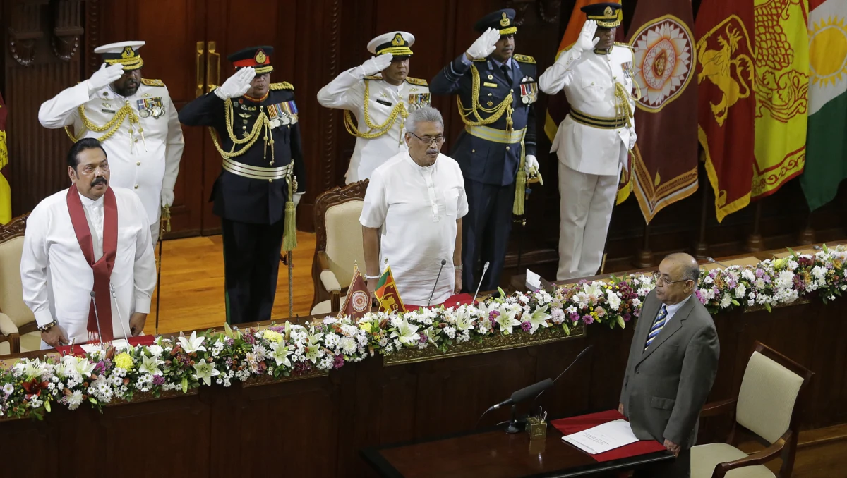 Nowy prezydent Sri Lanki, Gottabaja Radźpaksa wyznaczył nowy 15-osobowy rząd tymczasowy, w tym swego brata jako premiera - podała w piątek państwowa telewizja.