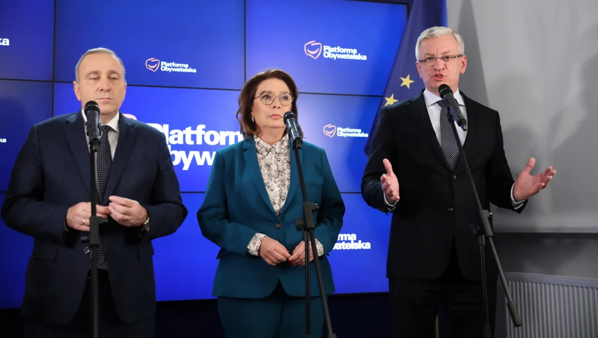 Zarząd PO zatwierdził dwoje kandydatów w prawyborach prezydenckich - poinformował w piątek po posiedzeniu zarządu szef klubu KO Borys Budka.