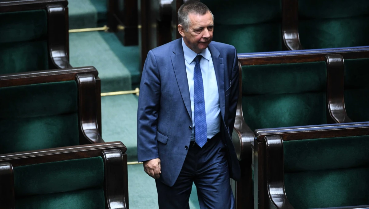 Sejmowa Komisja do Spraw Kontroli Państwowej zaopiniuje w środę dla marszałka Sejmu wnioski prezesa Najwyższej Izby Kontroli o powołanie dwóch wiceprezesów NIK. Kandydatami na te stanowiska są Tadeusz Dziuba i Marek Opioła.