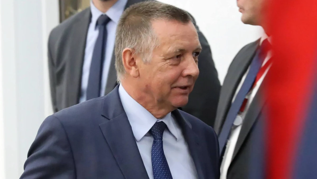 Pan Marian Banaś przyczynił się bardzo do usprawnienia systemu finansowego. Ja nie czytałem w szczegółach raportu, który został przygotowany przez CBA, w ten weekend mam zaplanowane to przeczytać. Jak będę miał wyrobiony pogląd w tej kwestii, to będę mógł coś więcej powiedzieć - powiedział w RMF FM premier Mateusz Morawiecki.