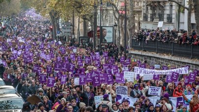 Paryż: Wielotysięczna manifestacja przeciw przemocy wobec kobiet