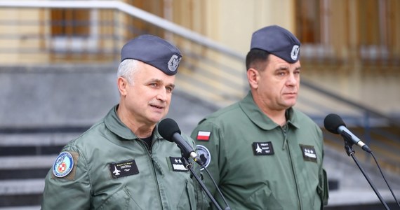 Flota samolotów MiG-29 wzniesie się w powietrze - poinformował Inspektor Sił Powietrznych, gen. Jacek Pszczoła. Jak ujawnił, w poniedziałek spotkał się z pilotami tych maszyn z Mińska Mazowieckiego.