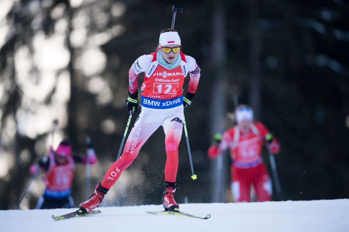 W weekend startuje nowy sezon biathlonowego Pucharu Świata. Pierwsze zawody tym razem odbędą się w szwedzkim Ostersund, gdzie przed rokiem odbyły się Mistrzostwa Świata. Monika Hojnisz, która ubiegły sezon zakończyła na bardzo dobrej 10. pozycji, do początku zmagań podchodzi z lekkim strachem. O przygotowaniach do nowego sezonu i nowym szkoleniowcu kadry pań z Moniką Hojnisz-Staręgą rozmawiał Wojciech Marczyk z redakcji sportowej RMF FM. 