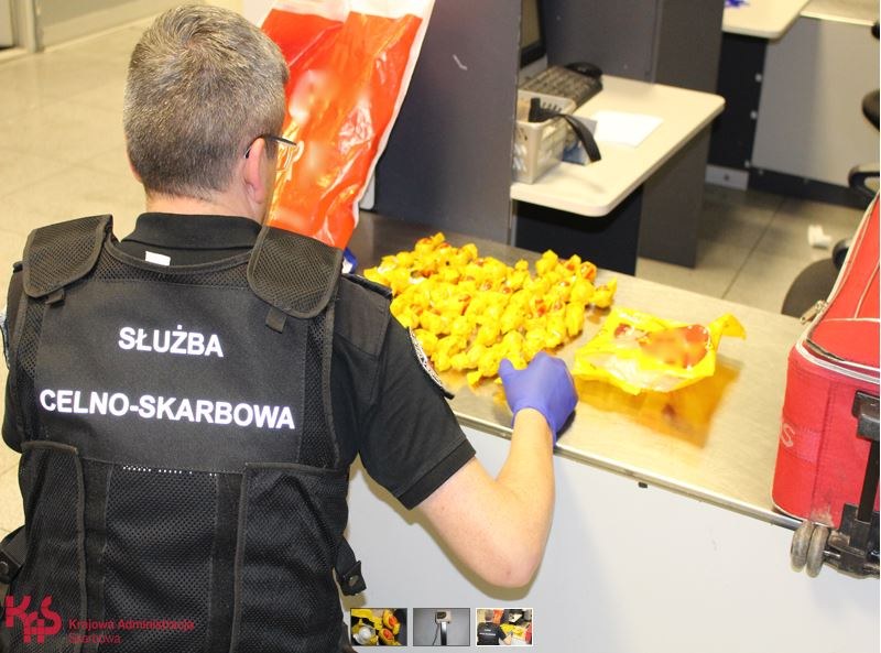 /Krajowa Administracja Skarbowa /