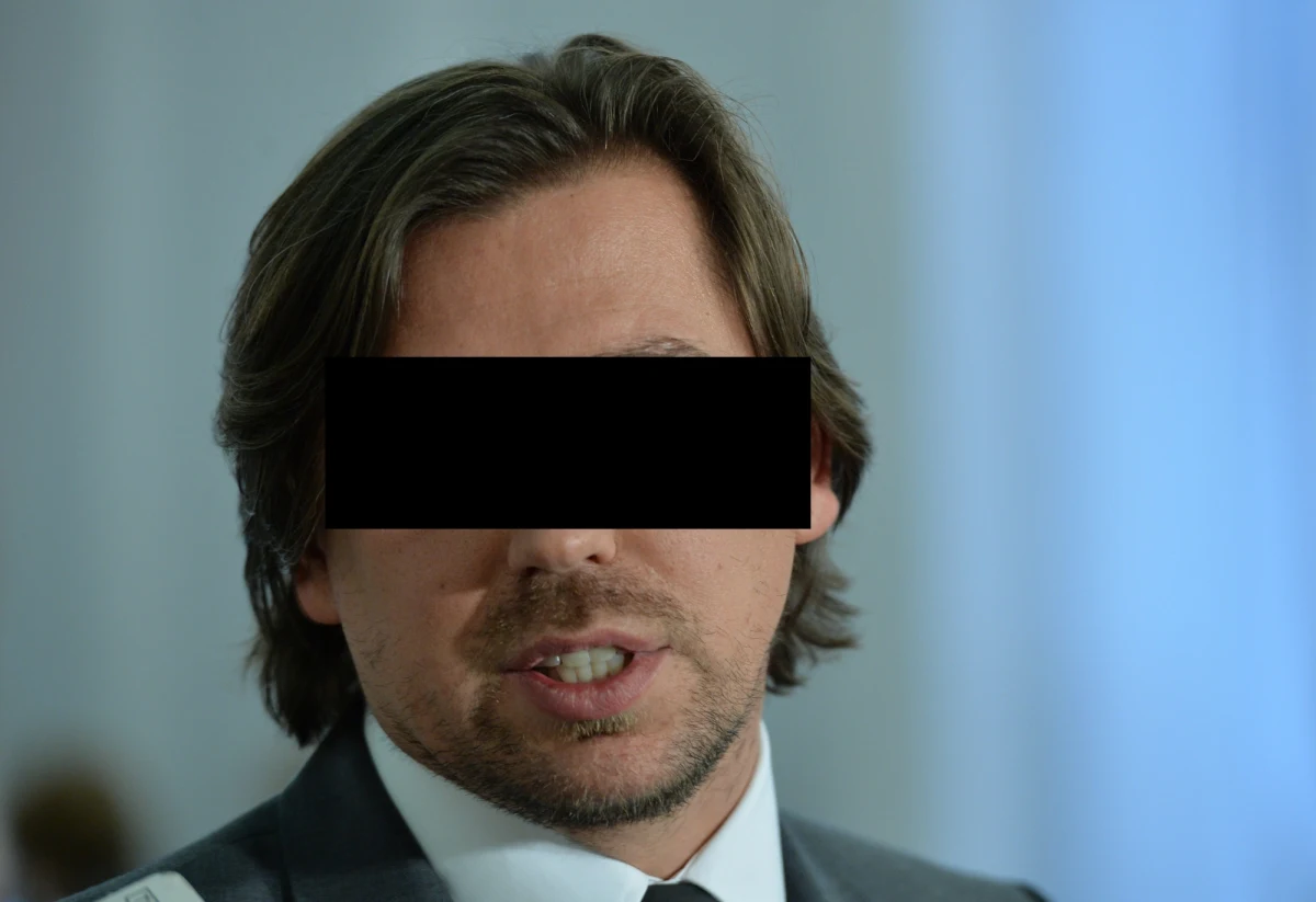 
Były poseł PiS i agent CBA Tomasz K. oraz samorządowcy z Olsztyna, Reszla i Purdy złożyli zaskarżenia ws. poręczeń majątkowych, jakie zostały na nie nałożone. Poręczenia zostały zastosowane w śledztwie białostockiej prokuratury regionalnej, dotyczącym nieprawidłowości w działalności stowarzyszenia Helper. W przypadku "agenta Tomka" poręczenie wyniosło pół miliona złotych.