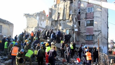 Trzęsienie ziemi w Albanii. Trwa walka z czasem, pod gruzami wciąż są ludzie