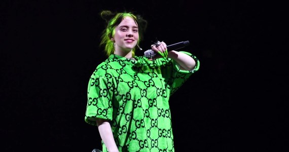 Billie Eilish Kobietą Roku 2019 według magazynu „Billboard”. Doceniono ją za twórczość oraz pozytywny wpływ na młodych ludzi. 17-latka jest najmłodszą osobą w historii wyróżnioną tym tytułem. Nagrodę otrzyma 12 grudnia podczas gali Women in Music 2019. W poprzednich latach uhonorowano nią m.in. Arianę Grande, Selenę Gomez i Madonnę.