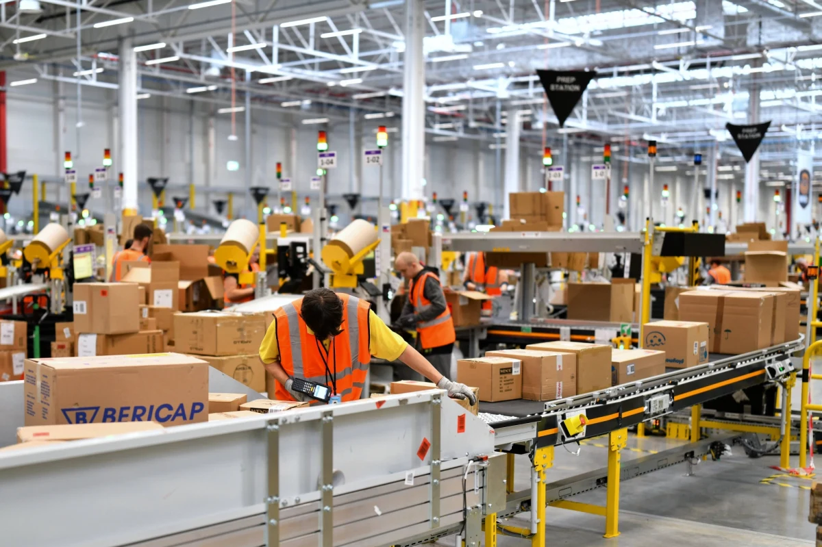 Ponad tysiąc ludzi ma znaleźć pracę w Centrum Logistyki E-Commerce, które zamierza otworzyć w Gliwicach firma Amazon. Będzie to ósme takie centrum Amazona w Polsce, największe pod względem powierzchni. Rekrutacja pracowników już ruszyła.