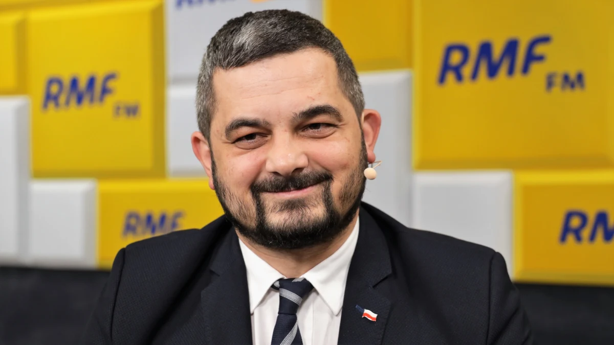 "Nie było powiedziane, że dzisiaj taka dymisja nastąpi, liczymy, że nastąpi to na początku przyszłego tygodnia" - tak o ewentualnym odejściu Mariana Banasia z funkcji prezesa NIK mówił w Popołudniowej rozmowie w RMF FM Krzysztof Sobolewski. "Jeśli nie będzie tej refleksji ze strony prezesa Banasia, to podejmiemy pewne działania legislacyjne" - dodawał szef komitetu wykonawczego PiS. 