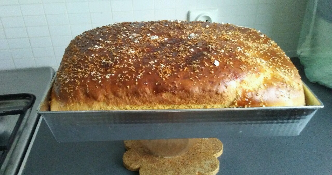 Przepis babci na mięciutkie ciasto drożdżowe. Jest świeże przez wiele dni