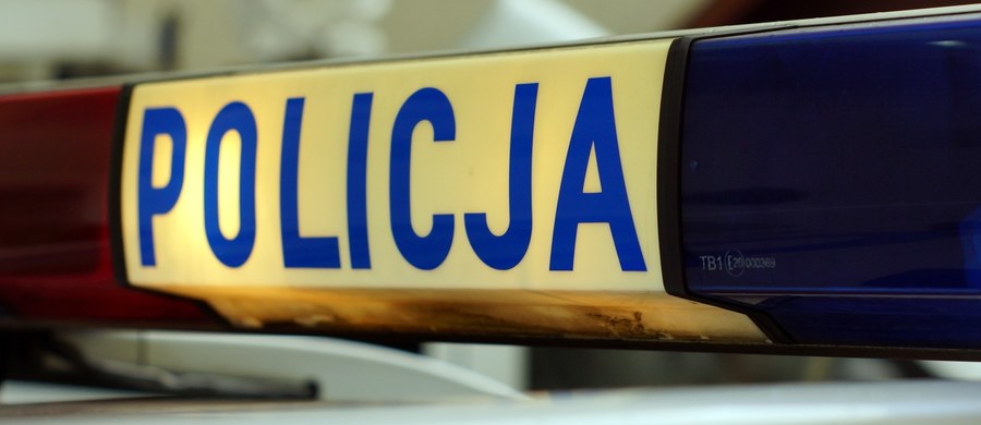 Policja szuka matki 10-letniego chłopca, którego ciało znaleziono w hostelu przy ul. Orlej w Lublinie. W poniedziałek zostanie przeprowadzona sekcja zwłok dziecka. 