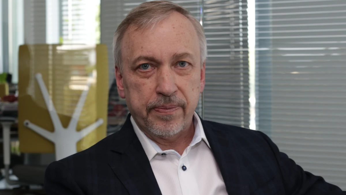 „Tak, startuję w wyborach na szefa Platformy Obywatelskiej. To jest zapowiedź bezwarunkowa, oczywiście ja nigdy nie zamykam sobie wszystkich furtek, zdarzać się mogą takie rzeczy polityczne czy też interpersonalne, które mogą doprowadzić do jakiegoś szerokiego porozumienia na rzecz Platformy i na rzecz nowego programu - na razie tego nie widzę. W związku z tym potwierdzam - startuję na szefa Platformy Obywatelskiej” - powiedział w Popołudniowej rozmowie w RMF FM Bogdan Zdrojewski, senator Koalicji Obywatelskiej.