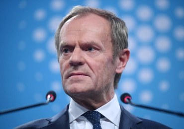 Donald Tusk: Konstytucyjne władze państwa za nic mają prawo 