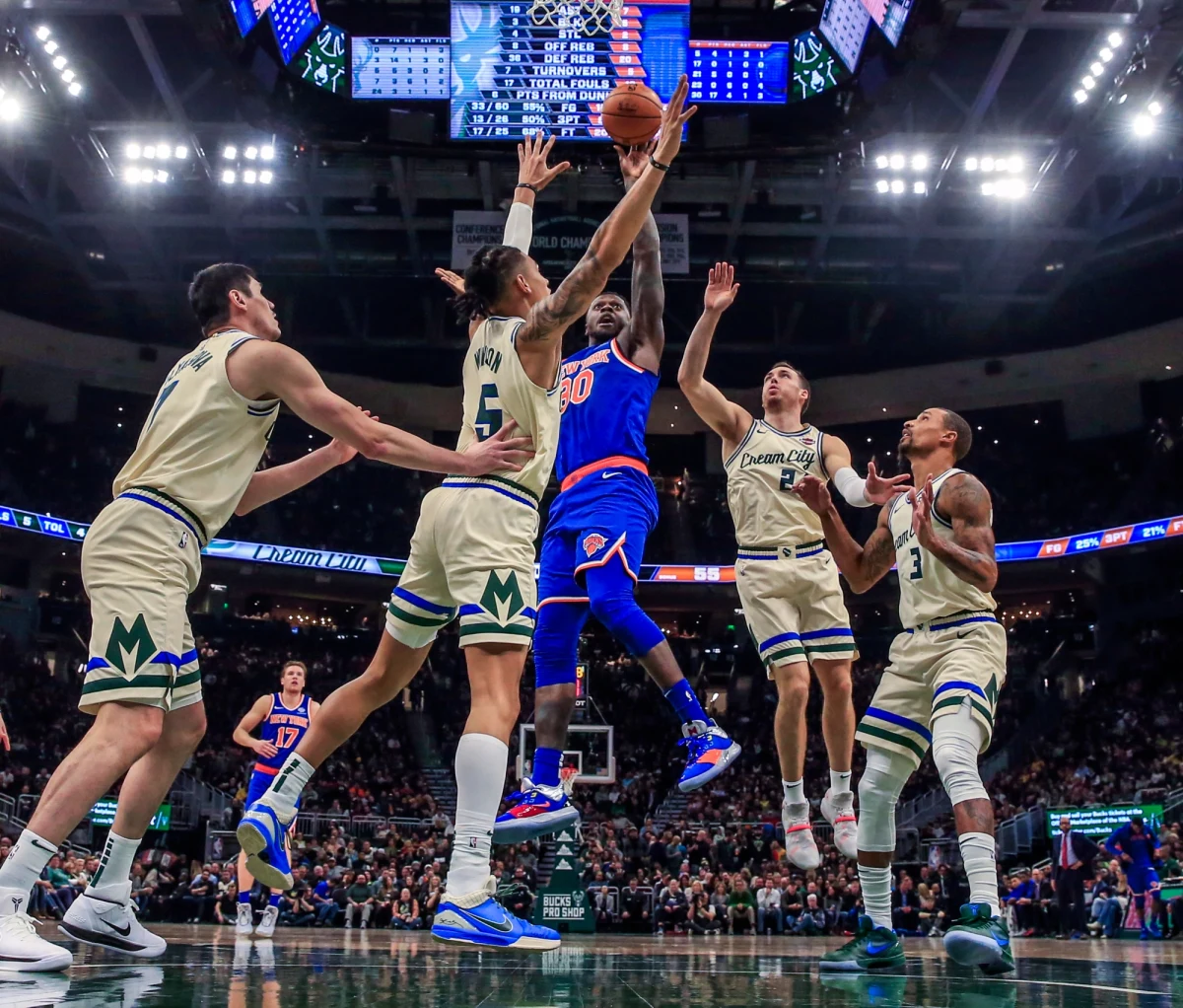 50 punktów Jamesa Hardena okazało się niewystarczające, żeby pokonać San Antonio Spurs, którzy pokonali Houston Rockets po podwójnej dogrywce. Drużyny z Los Angeles dzięki zwycięstwom umocniły się na pierwszych dwóch miejscach w tabeli Konferencji Zachodniej, a młoda gwiazda Dallas Mavericks nie przestaje zadziwiać.