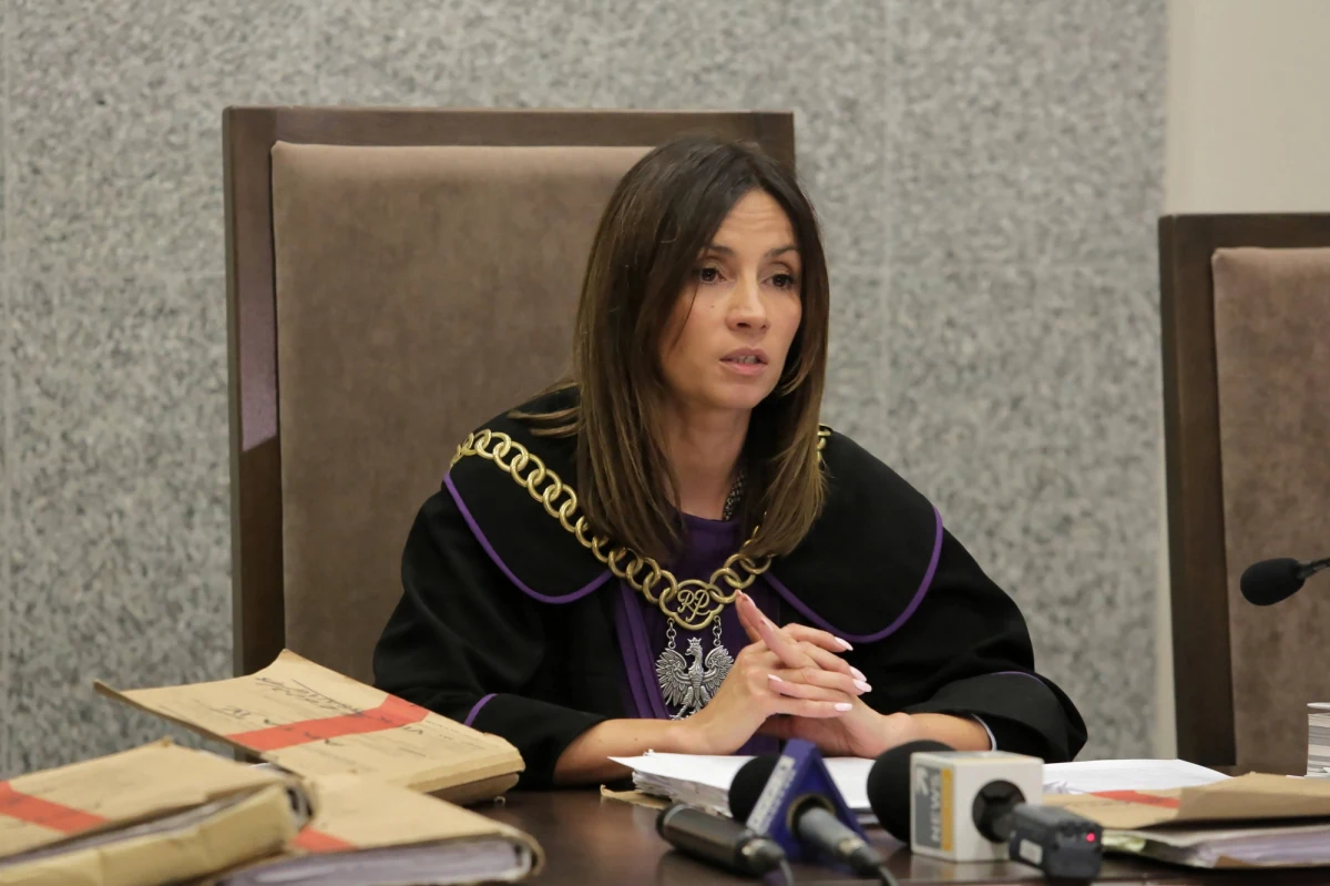 Dwoje wiceprezesów Sądu Rejonowego w Olsztynie - sędziowie Anna Szczepańska i Krzysztof Krygielski - złożyło rezygnację z zajmowanych funkcji - ustaliła PAP. Sędzia Krygielski powiedział, że jego decyzja ma związek z poniedziałkowymi uchwałami Zgromadzenia Ogólnego Sędziów Okręgu Olsztyńskiego. Sędzia Szczepańska nie wyjaśniła, dlaczego zrezygnowała.