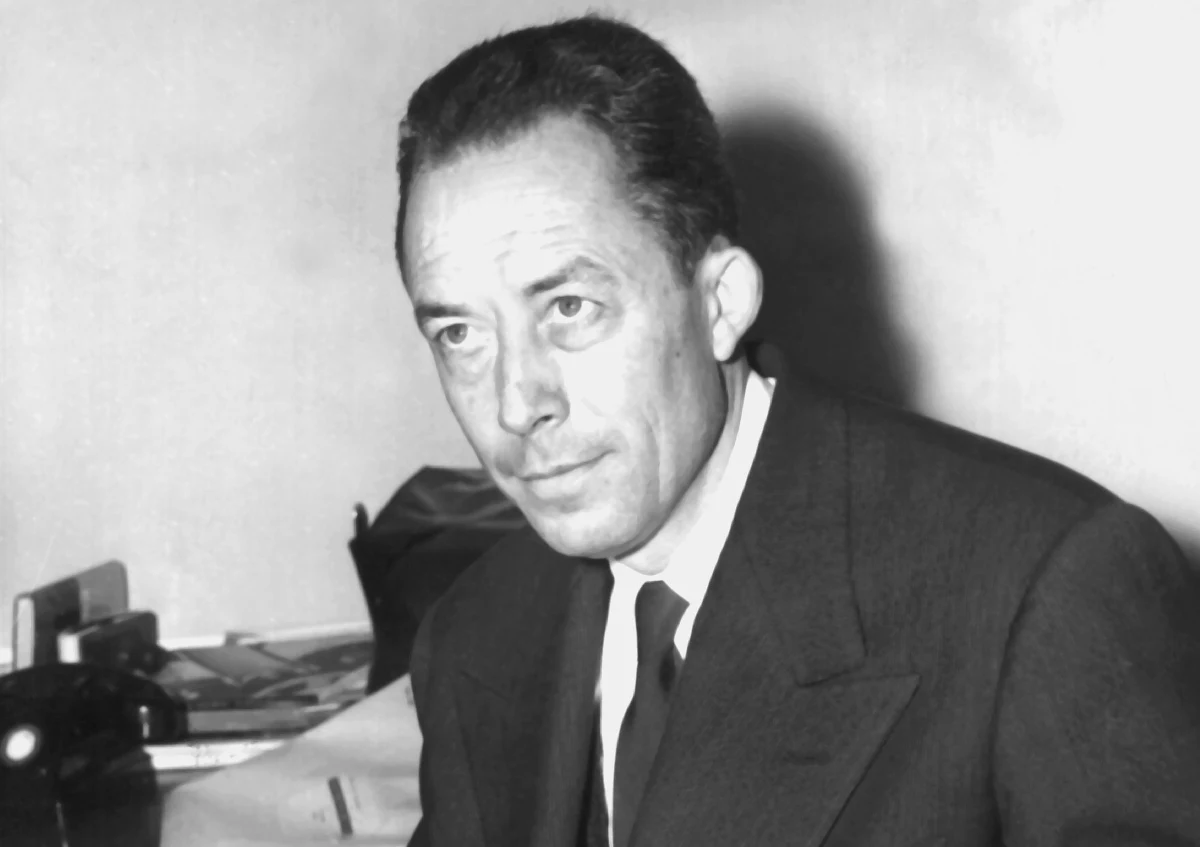 ​Albert Camus, francuski laureat nagrody Nobla w dziedzinie literatury, zginął w wypadku samochodowym 60 lat temu. Teraz jeden z badaczy opublikował książkę, w której stawia tezę, że pisarz został zamordowany na zlecenie sowieckiego KGB za jego antyradzieckie wypowiedzi - pisze brytyjski "The Guardian".