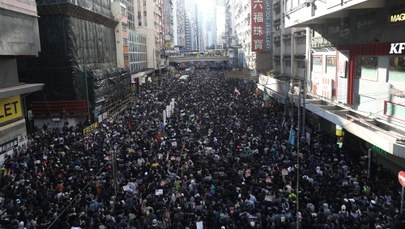 800 tys. osób przeszło ulicami Hongkongu