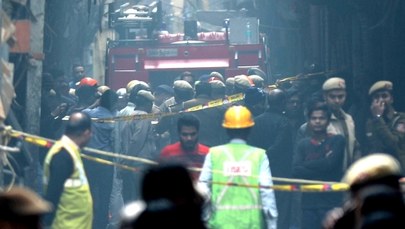 Indie: Policja zatrzymała właściciela budynku, w którego pożarze zginęły 43 osoby