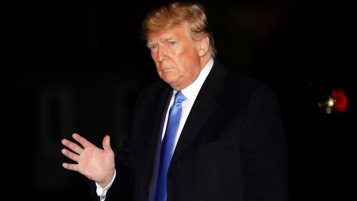 Donald Trump złamał przysięgę prezydencką i postawił siebie ponad państwem - ocenił w poniedziałek szef komisji sprawiedliwości Izby Reprezentantów USA Jerrold Nadler podczas przesłuchania w sprawie afery ukraińskiej i ewentualnego impeachmentu.