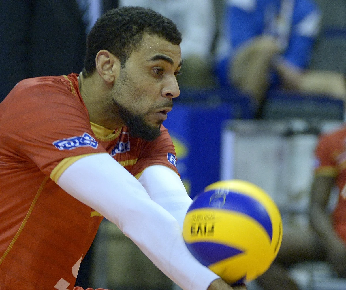 Słynny francuski siatkarz Earvin Ngapeth został aresztowany w Brazylii pod zarzutem napaści seksualnej. Uczestniczący tam w klubowych mistrzostwach świata zawodnik Zenitu Kazań miał dać klapsa kobiecie podczas imprezy w klubie w Belo Horizonte.