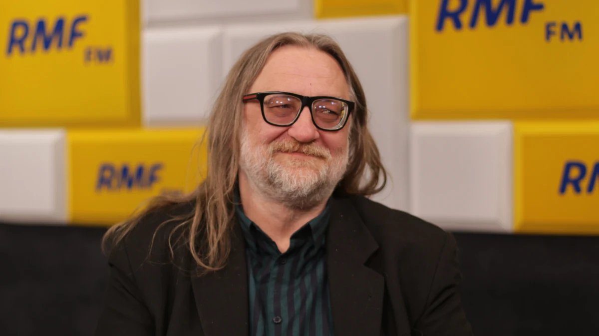 "Można by powiedzieć banalnie, że za wybitną twórczość, ale ja bym powiedział, że za twórczość, która się wymyka opisom" - tak Jarosław Klejnocki, dyrektor Muzeum Literatury im. Adama Mickiewicza w Warszawie, uzasadniał w Porannej rozmowie w RMF FM przyznanie Oldze Tokarczuk literackiego Nobla. "Jakbym miał dawać Nobla, to bym uzasadnił, że Tokarczuk się bardzo dobrze czyta, to pisarka, która umie zadbać o czytelnika" - podkreślał gość Roberta Mazurka. 