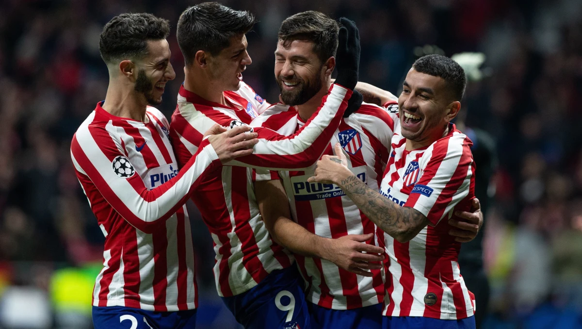 Atletico Madryt i Atalanta Bergamo uzupełniły stawkę drużyn, które wystąpią w 1/8 finału piłkarskiej Ligi Mistrzów. Hiszpański klub pokonał w środę Lokomotiw Moskwa Grzegorza Krychowiaka i Macieja Rybusa 2:0, a Atalanta na wyjeździe wygrała z Szachtarem Donieck 3:0.