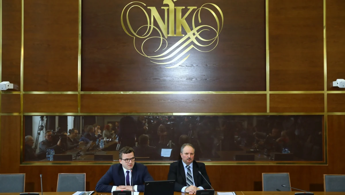 W związku z sygnałami o nieprawidłowościach przy budowie toru przeszkód w Centralnym Ośrodku Szkolenia Służby Więziennej w Kaliszu na wniosek wiceministra odwołany został komendant tej placówki - poinformowało w czwartek PAP Ministerstwo Sprawiedliwości.